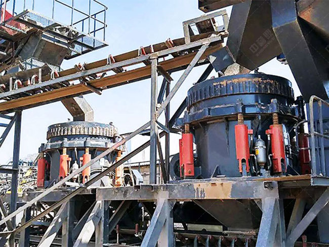 使用液壓圓錐石子機(jī)設(shè)備的具體優(yōu)點(diǎn)